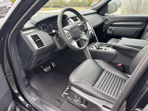 New 2026 Land Rover Discovery Dynamic SE AWD/4WD image 9