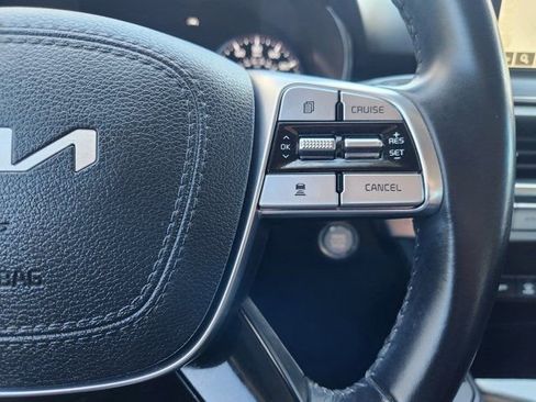 Used 2022 Kia Telluride S image 32