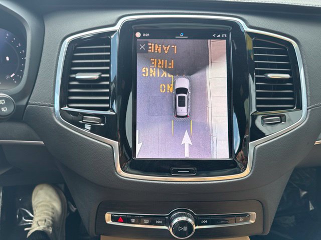 Certified 2023 Volvo XC90 B6 Ultimate w/ Protection Package Premier AWD/4WD image 28