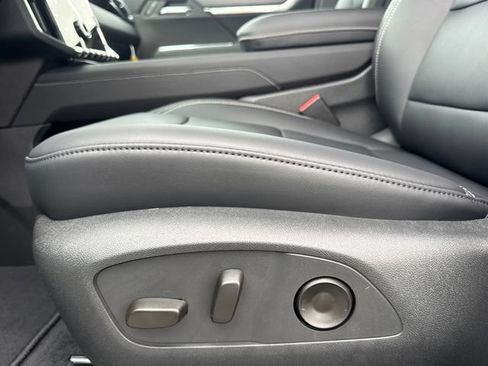 New 2026 GMC Acadia Elevation w/ Black Edition FWD image 16