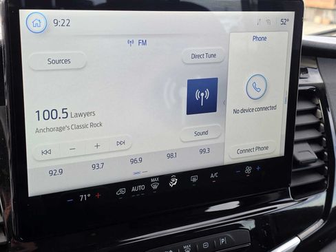 Used 2024 Ford Transit 350 XLT RWD image 25