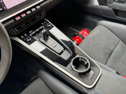 Certified 2024 Porsche 911 Dakar image 16