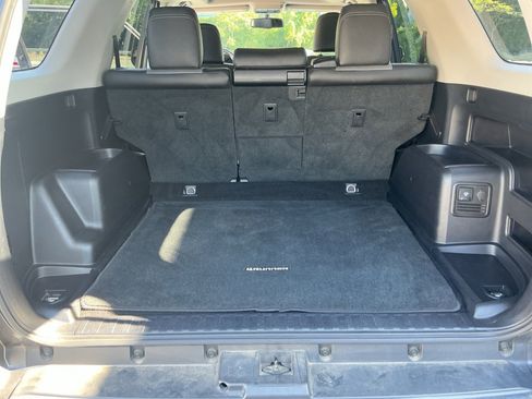 Used 2019 Toyota 4Runner SR5 Premium AWD/4WD image 19