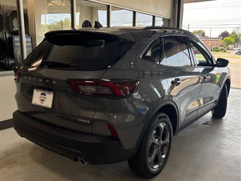 New 2025 Ford Escape ST-Line w/ Cold Weather Package image 6