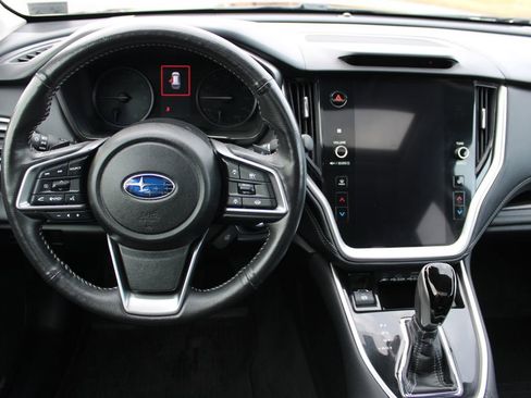 Used 2024 Subaru Outback Limited image 6