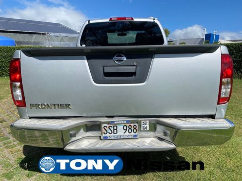 Used 2015 Nissan Frontier S RWD image 24