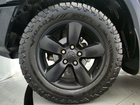 Used 2020 RAM 1500 Warlock AWD/4WD image 32