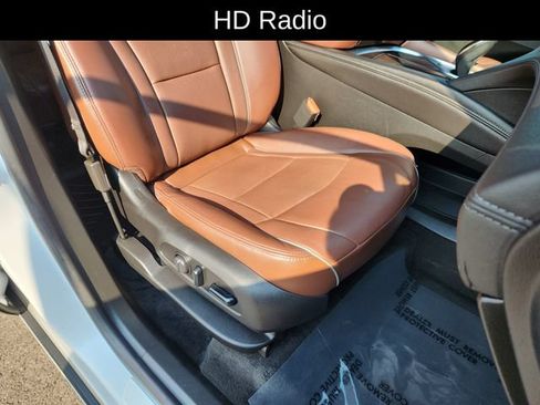 Used 2019 Buick Enclave Avenir w/ Avenir Technology Package AWD/4WD image 25