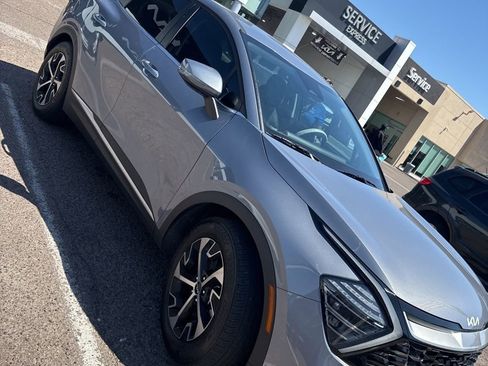 Certified 2024 Kia Sportage EX image 13