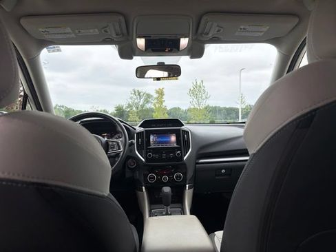 Used 2021 Subaru Forester Premium AWD/4WD image 18