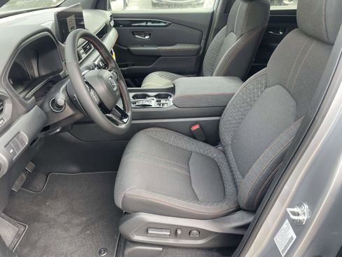 New 2026 Honda Pilot Sport image 6