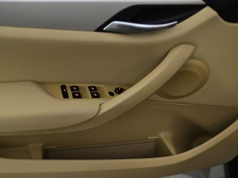 Used 2015 BMW X1 xDrive28i image 9