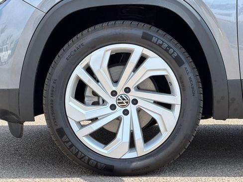 Used 2021 Volkswagen Atlas Cross Sport SEL image 26