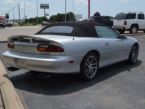 Used 2002 Chevrolet Camaro Z28 w/ SS Performance/Appearance Pkg image 52