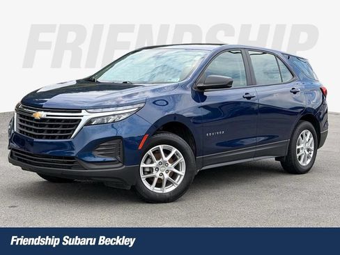 Used 2023 Chevrolet Equinox LS AWD/4WD image 1