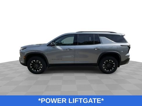 Used 2024 Chevrolet Traverse Z71 w/ LPO, Floor Liner Package AWD/4WD image 6