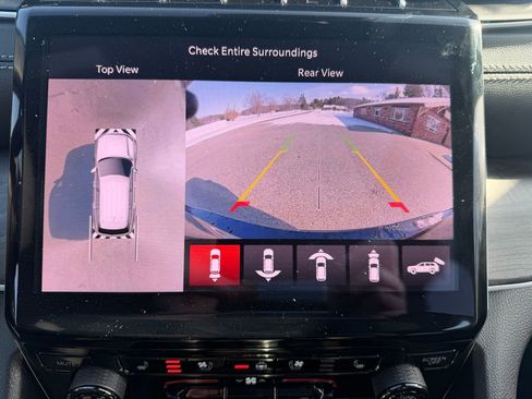 Used 2025 Jeep Grand Cherokee L Limited w/ Luxury Tech Group II image 31