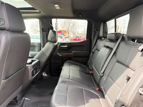 Used 2021 Chevrolet Silverado 1500 High Country w/ Technology Package image 21