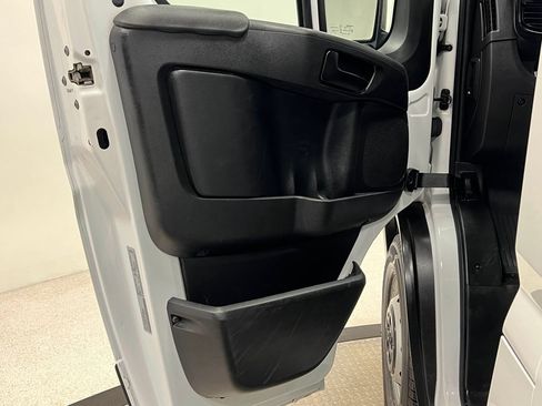 Used 2023 RAM ProMaster 3500 FWD image 14
