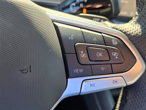 New 2026 Volkswagen Tiguan SEL R-Line image 11