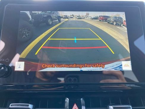 Used 2024 Toyota Corolla Cross XLE w/ Convenience Package image 21