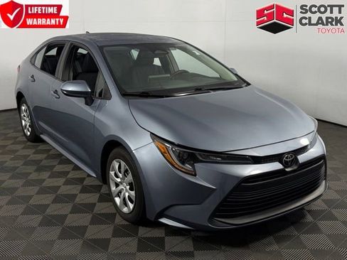 Used 2023 Toyota Corolla LE image 1