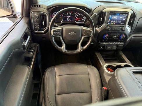 Used 2021 Chevrolet Silverado 1500 LT Trail Boss w/ Convenience Package II AWD/4WD image 14
