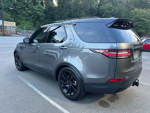 Used 2017 Land Rover Discovery HSE AWD/4WD image 7