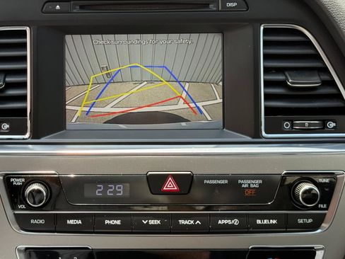 Used 2017 Hyundai Sonata Sport w/ Value Edition Package 02 FWD image 12