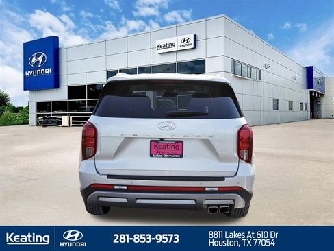 Used 2024 Hyundai Palisade SEL w/ Premium Package FWD image 6