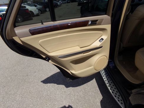 Used 2011 Mercedes-Benz ML 350 4MATIC image 16