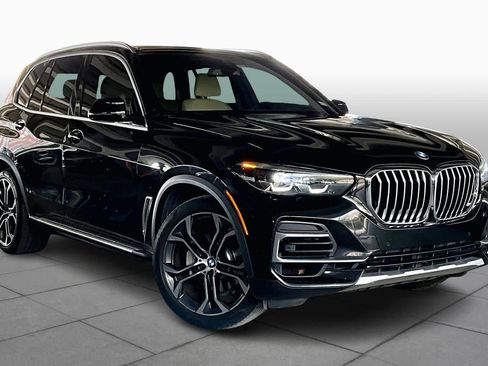 Used 2022 BMW X5 sDrive40i w/ Premium Package image 3