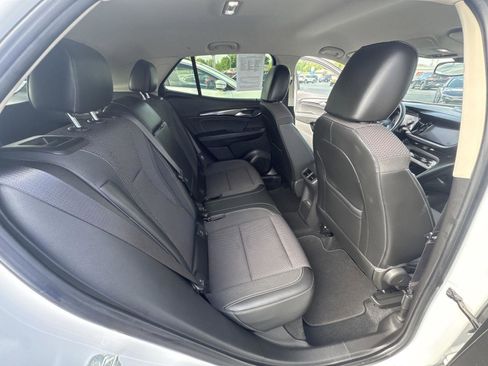 Used 2022 Buick Envision Preferred FWD image 12