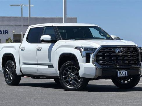 Used 2023 Toyota Tundra Platinum w/ Advanced Package RWD image 2