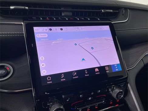 New 2025 Jeep Grand Cherokee Overland w/ Luxury Tech Group IV image 6