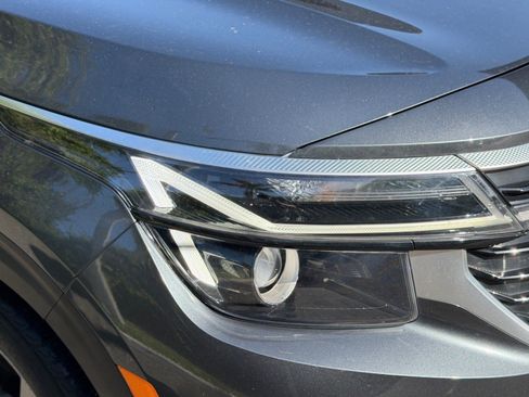 Certified 2024 Kia Seltos S FWD image 37