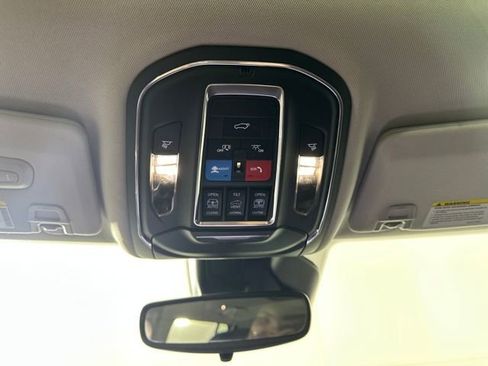 Used 2023 Jeep Grand Cherokee 4WD 4xe image 24