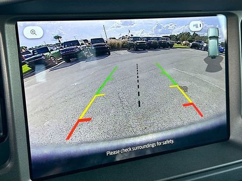 New 2025 Ford Bronco Badlands image 9