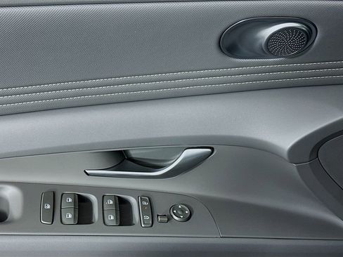 New 2026 Hyundai Elantra Sport image 18