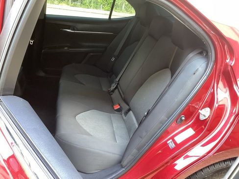 Used 2018 Toyota Camry LE w/ Convenience Package FWD image 35