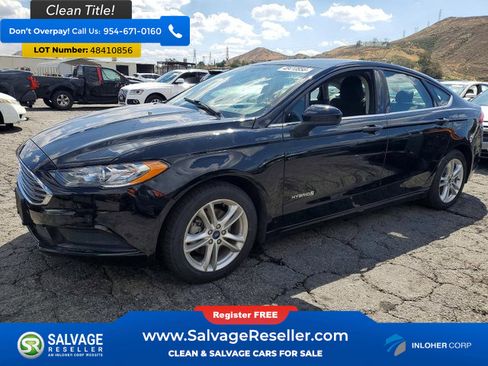 Used 2018 Ford Fusion SE FWD image 1