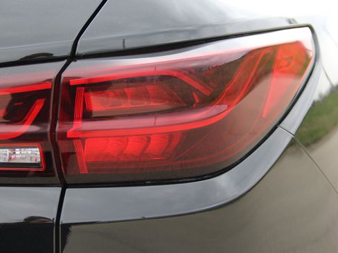 Certified 2023 Chevrolet Blazer RS w/ Driver Confidence II Package image 10