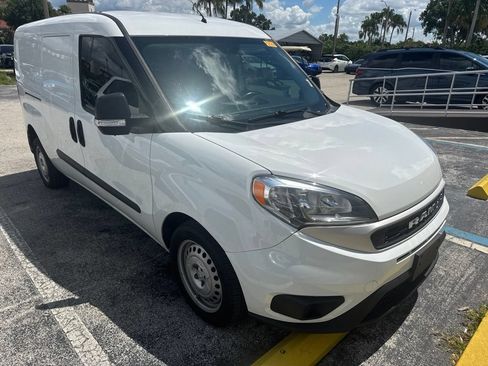 Used 2022 RAM ProMaster City Tradesman FWD image 1
