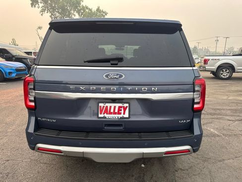 Used 2023 Ford Expedition Max Platinum AWD/4WD image 11