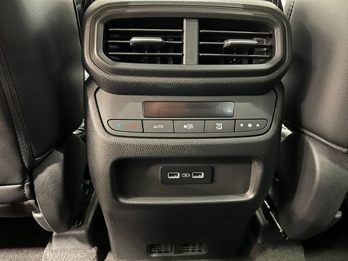 New 2025 Honda Pilot EX-L image 33