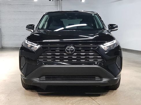 Used 2025 Toyota RAV4 LE AWD/4WD image 2