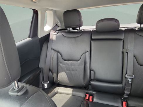 Used 2021 Jeep Compass Limited AWD/4WD image 8