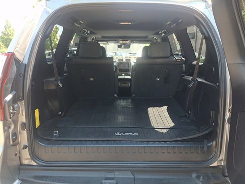 Used 2021 Lexus GX 460 Premium AWD/4WD image 29