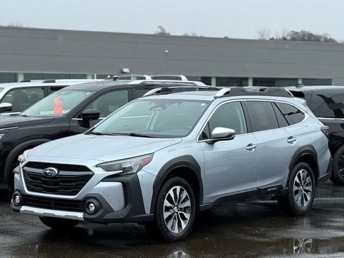Used 2024 Subaru Outback Touring image 38