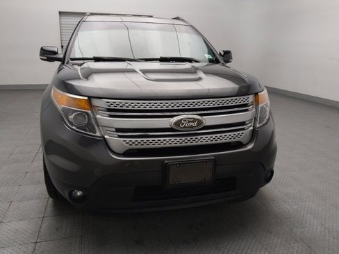 Used 2015 Ford Explorer XLT w/ Equipment Group 202A FWD image 14